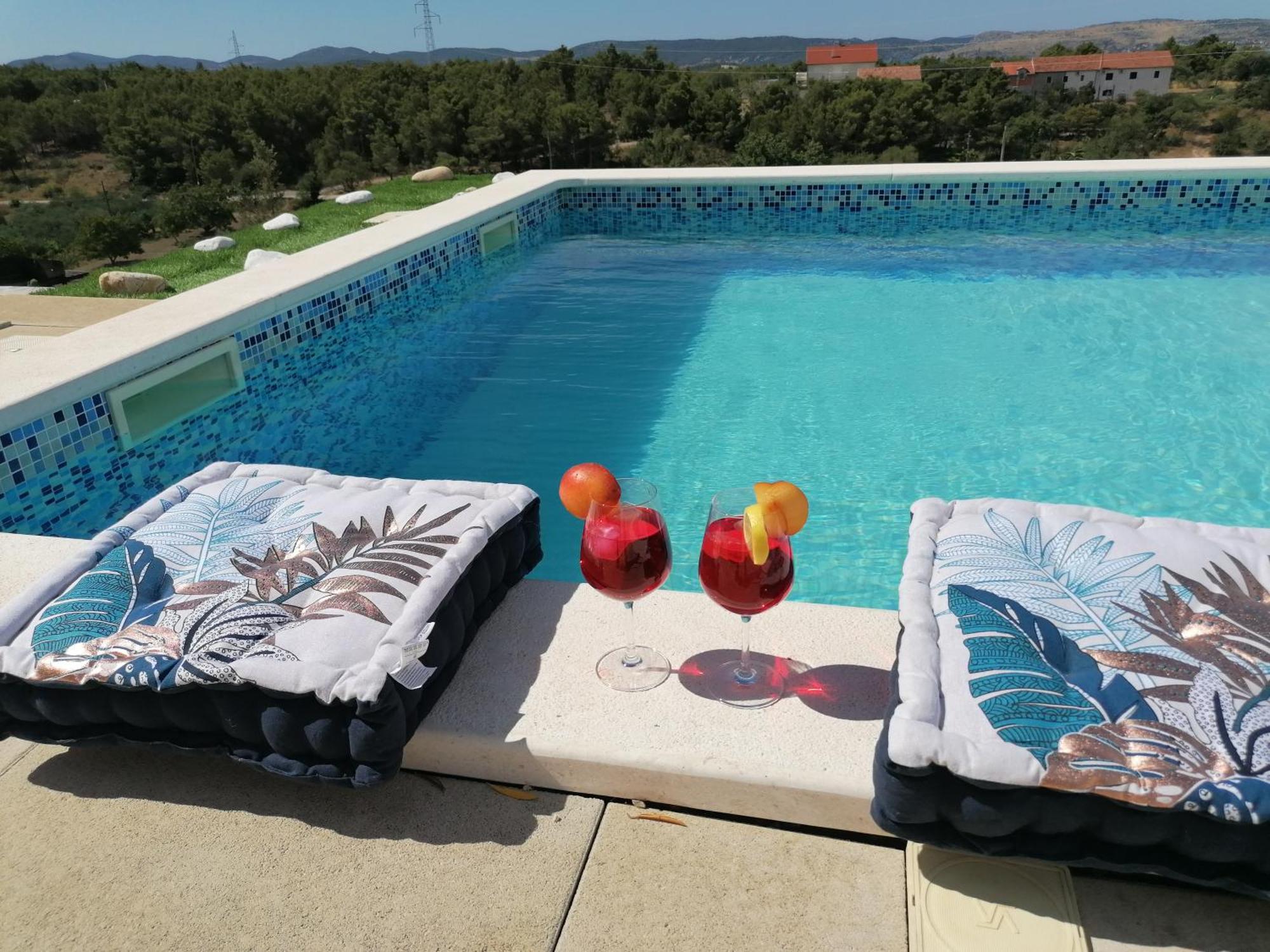 Scolopax Rusticola With Heated Pool *